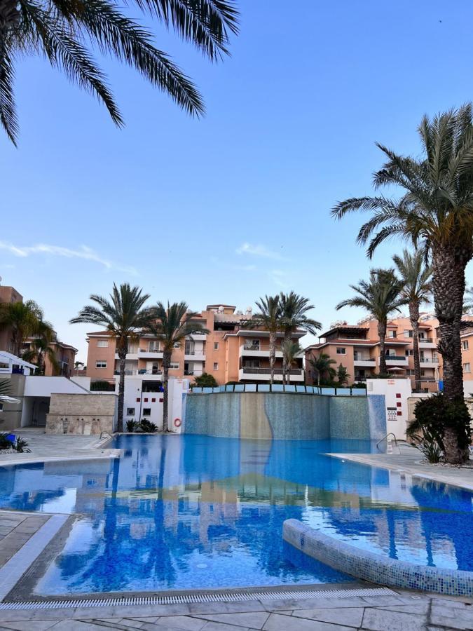 Iris Village Paphos Esterno foto