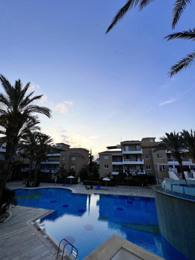 Iris Village Paphos Esterno foto